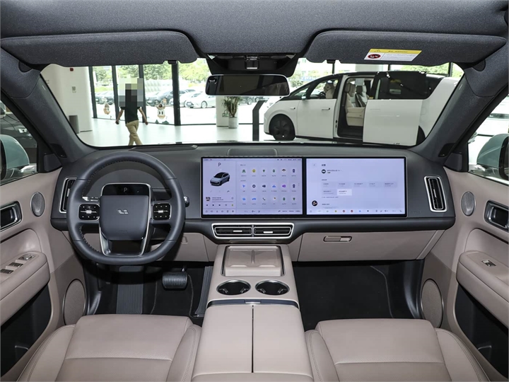 Li Auto 2026 L6 Pro Edition 4