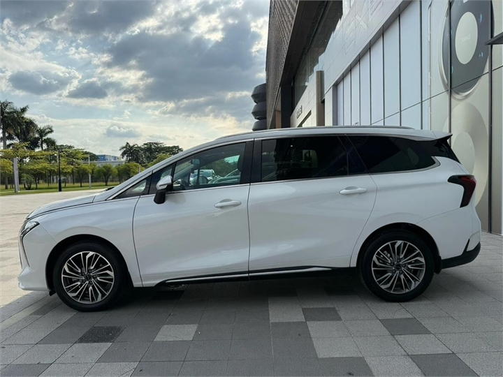 DONGFENG FORTHING Yacht 2024 Model 1.5T DCT Coastal Edition 3