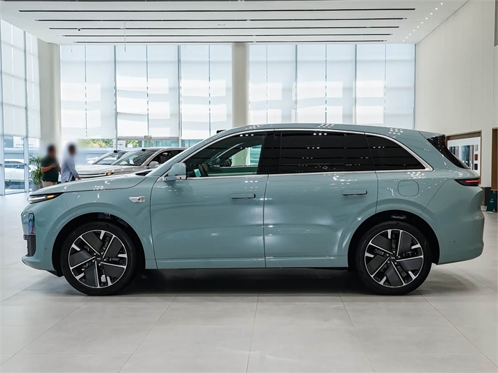 Li Auto 2026 L6 Pro Edition 3